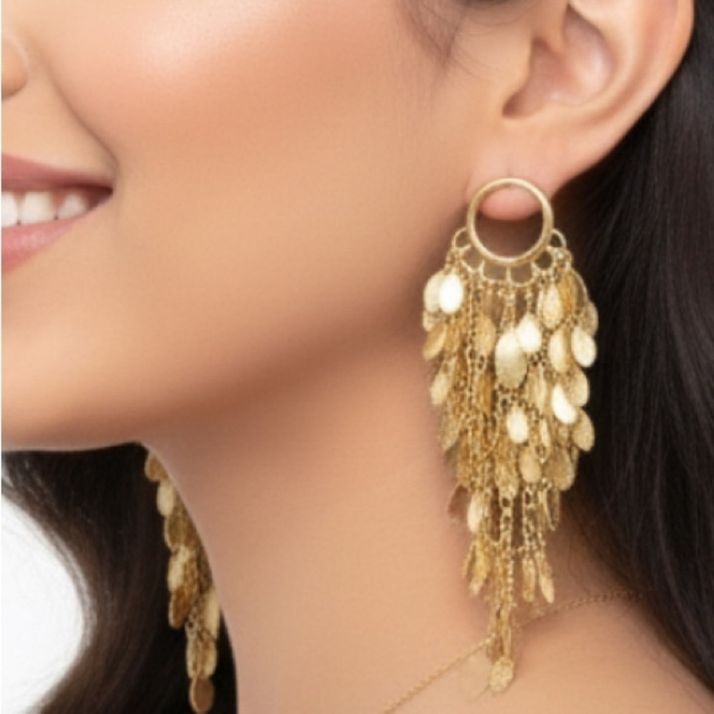 Chic Gold Dangle Earrings